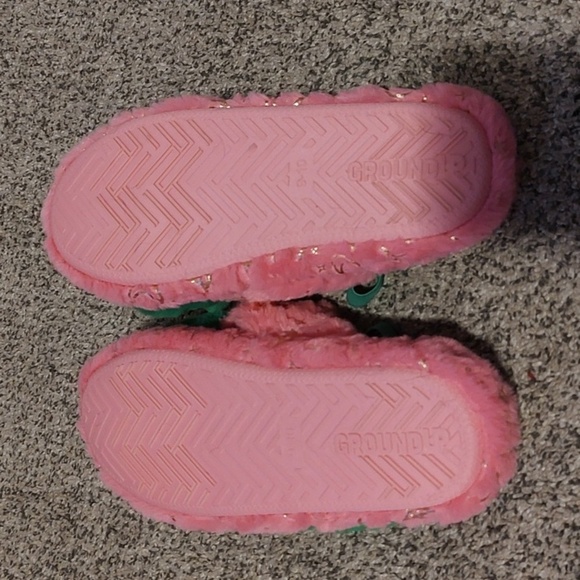 Wicked Plush Platform Women Slippers 9/10 - Picture 6 of 6